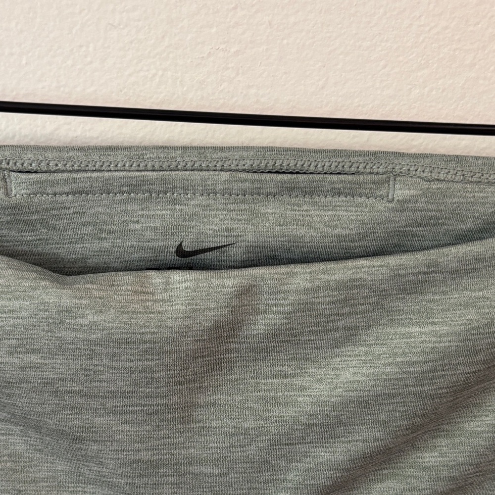 Nike women’s sz L Heather sage green Leggings - Picture 4 of 9